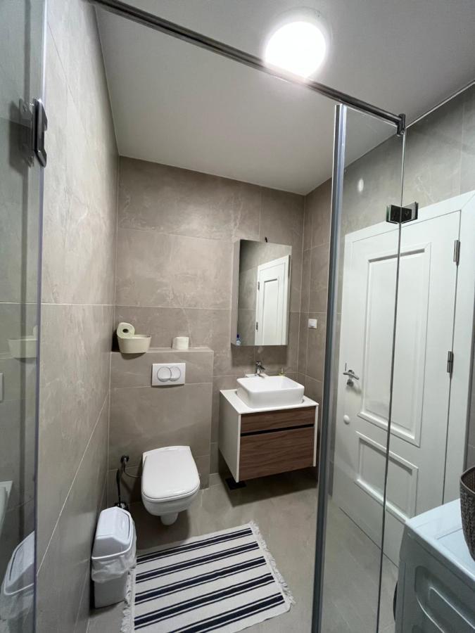 Central Luxury Apartment Pristina Esterno foto